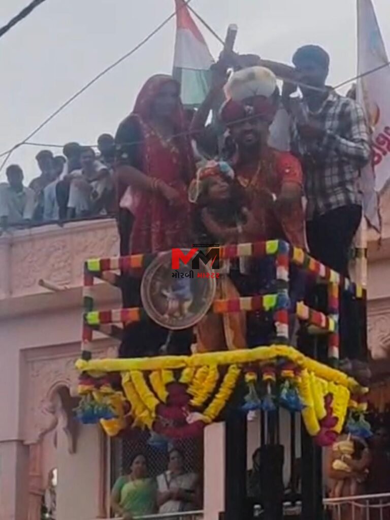 નંદ ઘેર આનંદ ભયો જય કનૈયાલાલ કી ખાખરેચી ગામ સમસ્ત જન્માષ્ટમીની ભવ્ય ઉજવણી કરાઈ